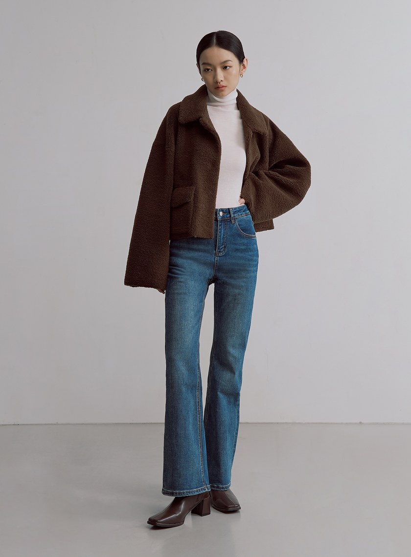 毛絨口袋造型短版外套