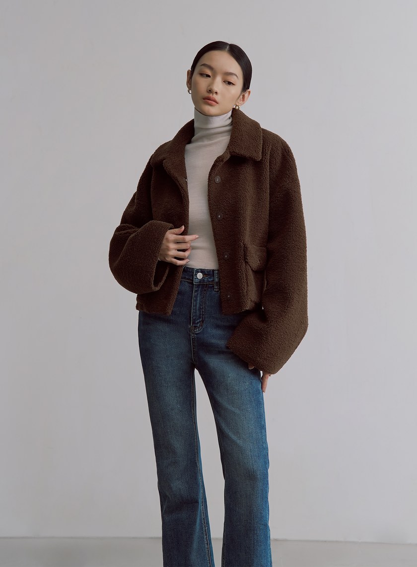 毛絨口袋造型短版外套