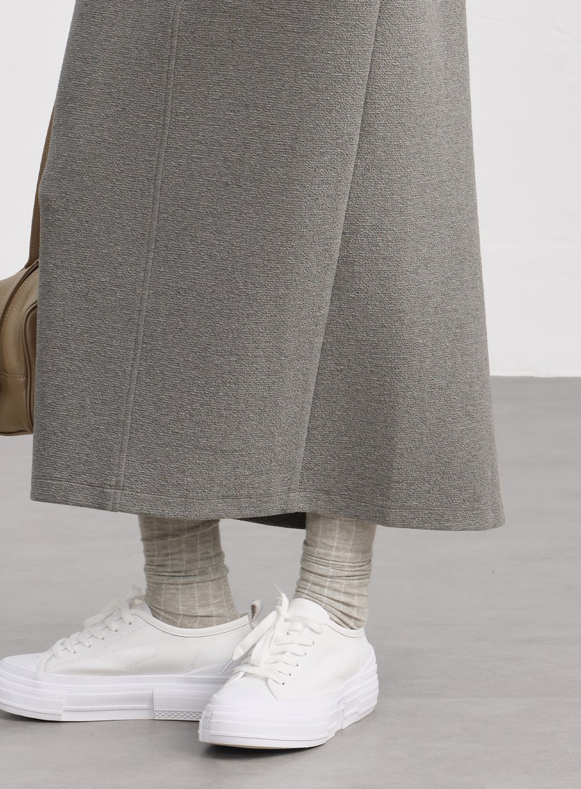 特殊紋理後開衩休閒半裙