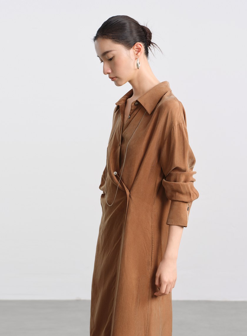不對稱斜釦襯衫洋裝