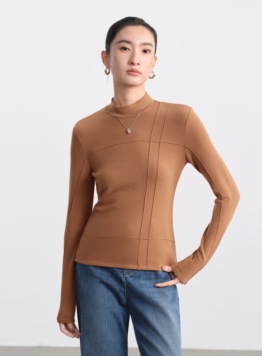 立體褶飾高領發熱上衣
