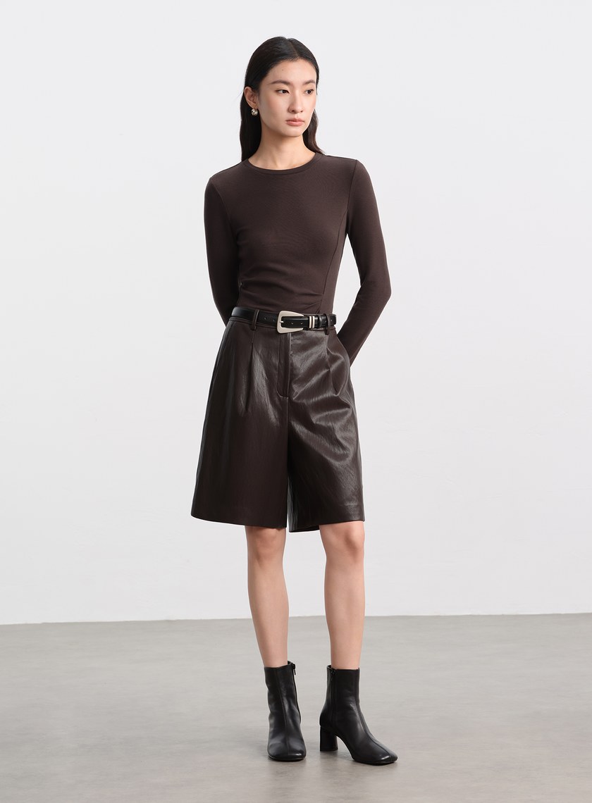 不對稱抓褶圓領發熱上衣