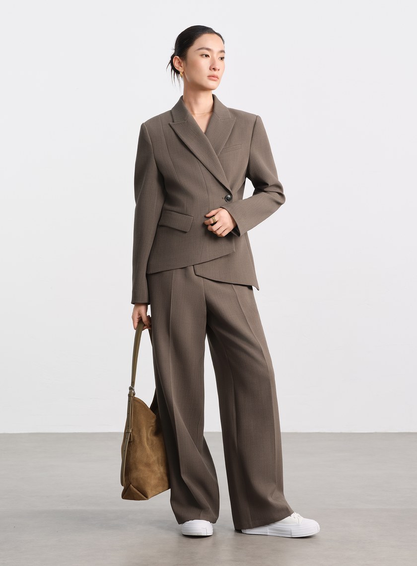 挺廓感不對稱收腰西裝外套