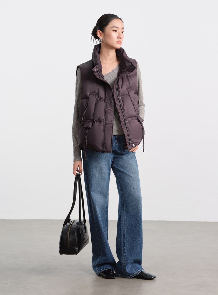 霧面立領輕盈羽絨背心