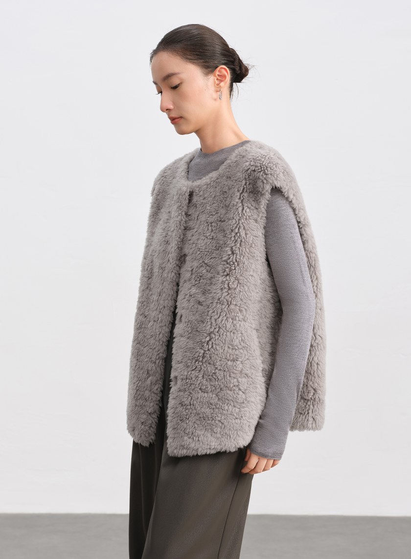 極簡羊毛皮草馬甲