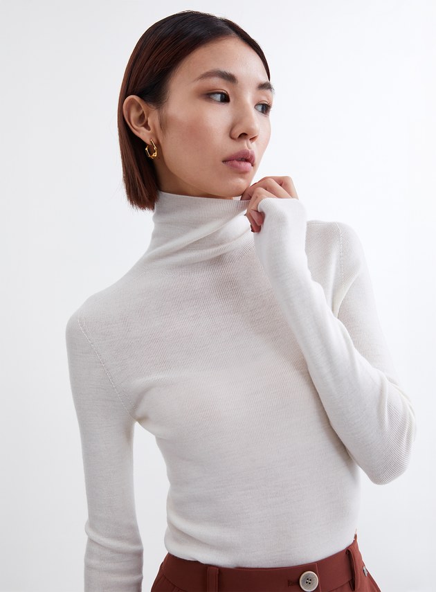 高質感親膚無縫高領針織上衣