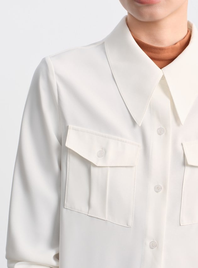 光澤感垂墜開衩襯衫