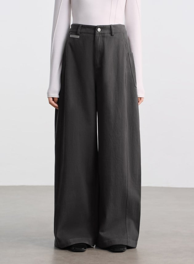 挺廓感內刷毛寬褲