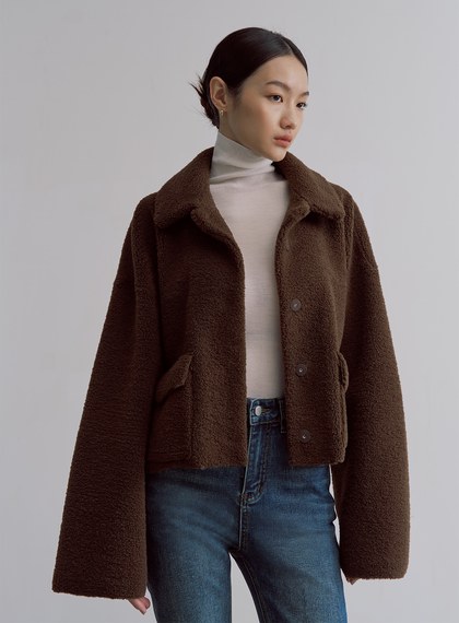 毛絨口袋造型短版外套