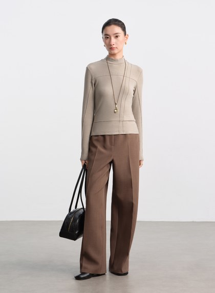 立體褶飾高領發熱上衣